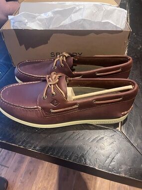 Sperry Men's Brown  Leather Boat Shoes with Tan Accents